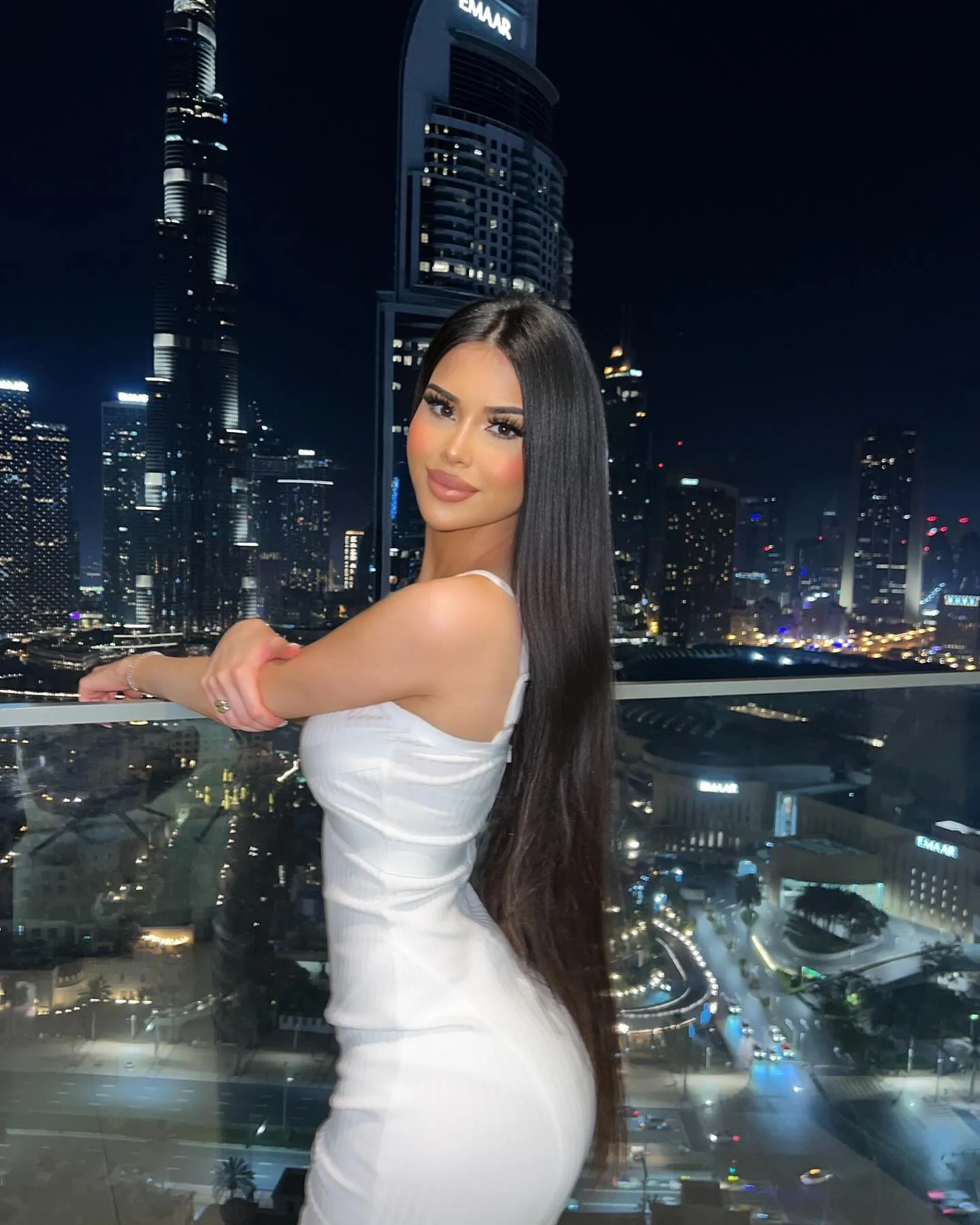 Sarah - Image 2